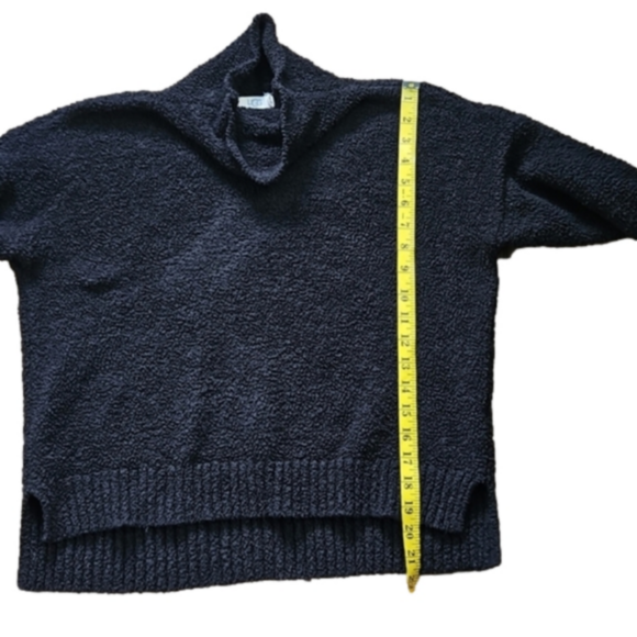 UGG Mock neck sweater - Picture 3 of 6